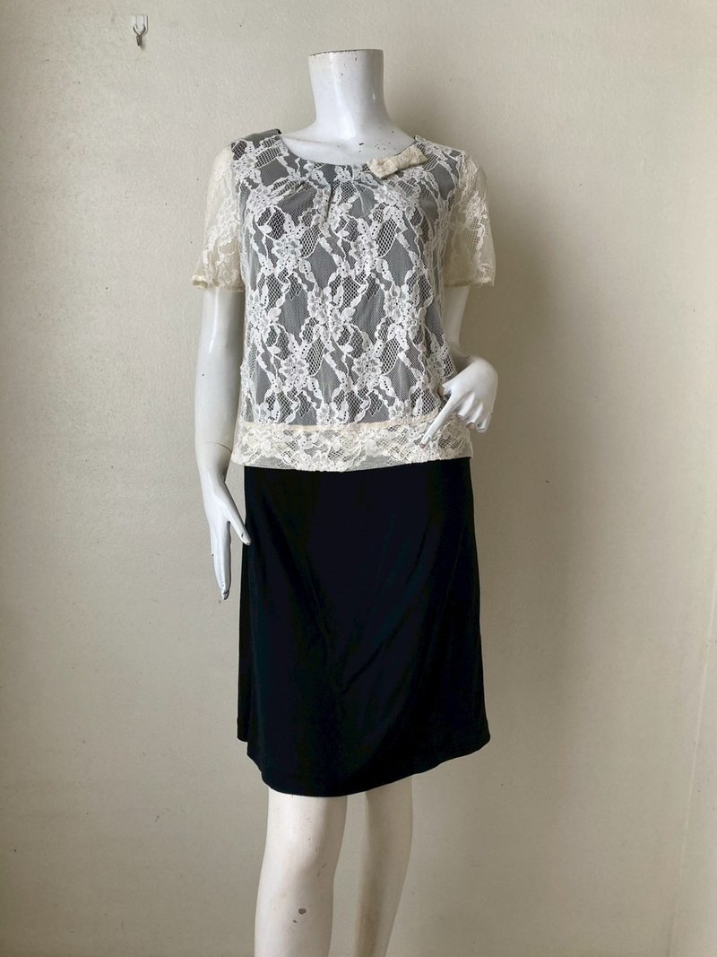 Vintage Lace and Cotton Mni Dress Size 40. - 洋裝/連身裙 - 棉．麻 