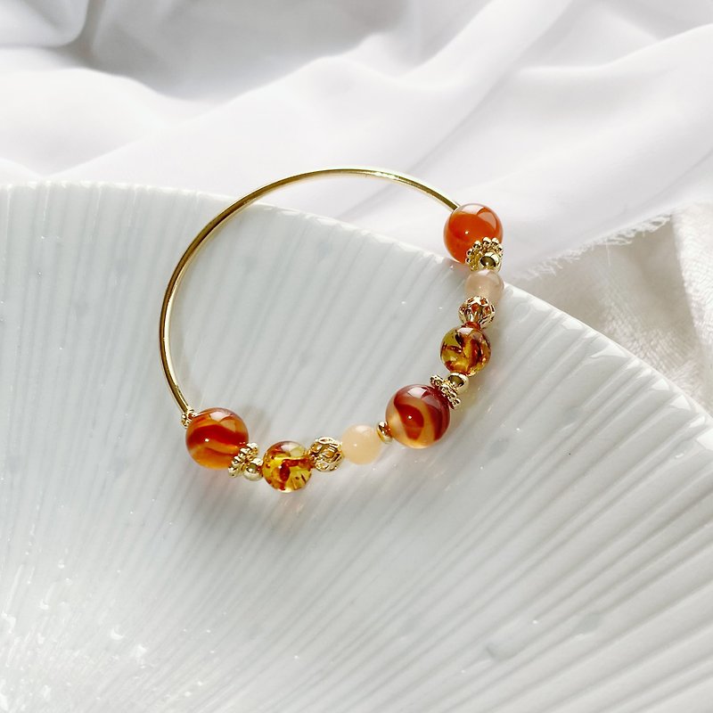 Elegant and luxurious- life number 2 - Bracelets - Crystal Orange