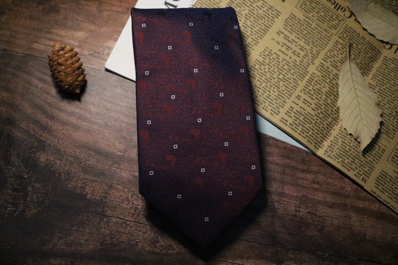 紫色小方塊真絲領帶紳士型男necktie - 領帶/領帶夾 - 絲．絹 紫色