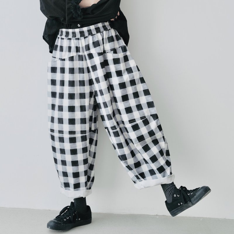 Autumn black and white plaid cotton bloomers/trousers - Women's Pants - Cotton & Hemp Black