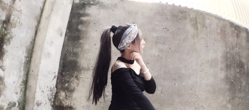 灰色優雅的愜意-獨家雙配色手製髮帶-明-unicorn  #姊妹 閨蜜 朋友 Headband - 髮夾/髮圈 - 棉．麻 灰色