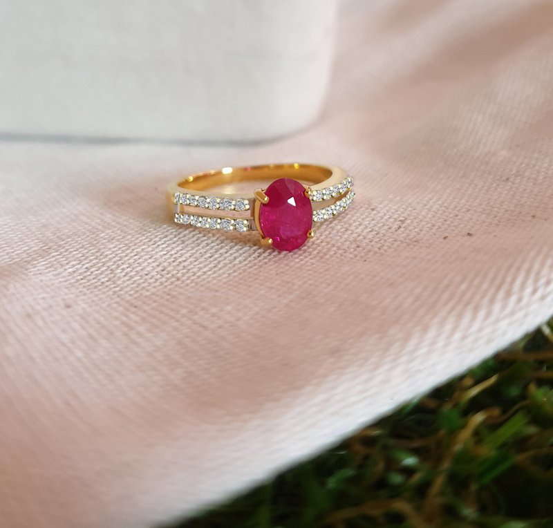 Natural Red Ruby Gemstone Ring for Woman,9k Gold Jewelry, Thai ruby Gemstones - 戒指 - 其他金屬 咖啡色