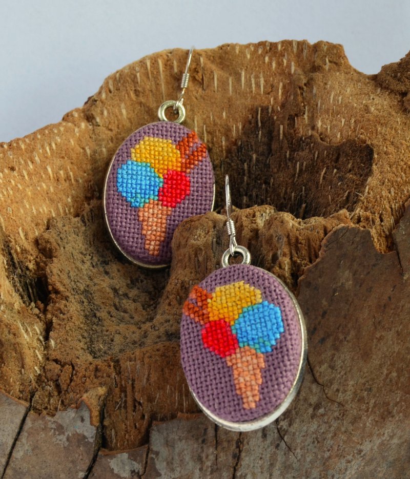 Ice cream embroidered colorful earrings, Cross stitch food jewelry - ต่างหู - งานปัก สีม่วง