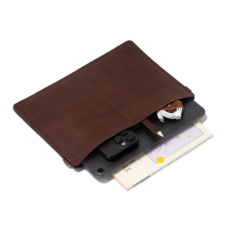 Leather iPad Bag - The Minimalist 4.0, crafted from premium Italian leather - Tablet & Laptop Cases - Genuine Leather Brown