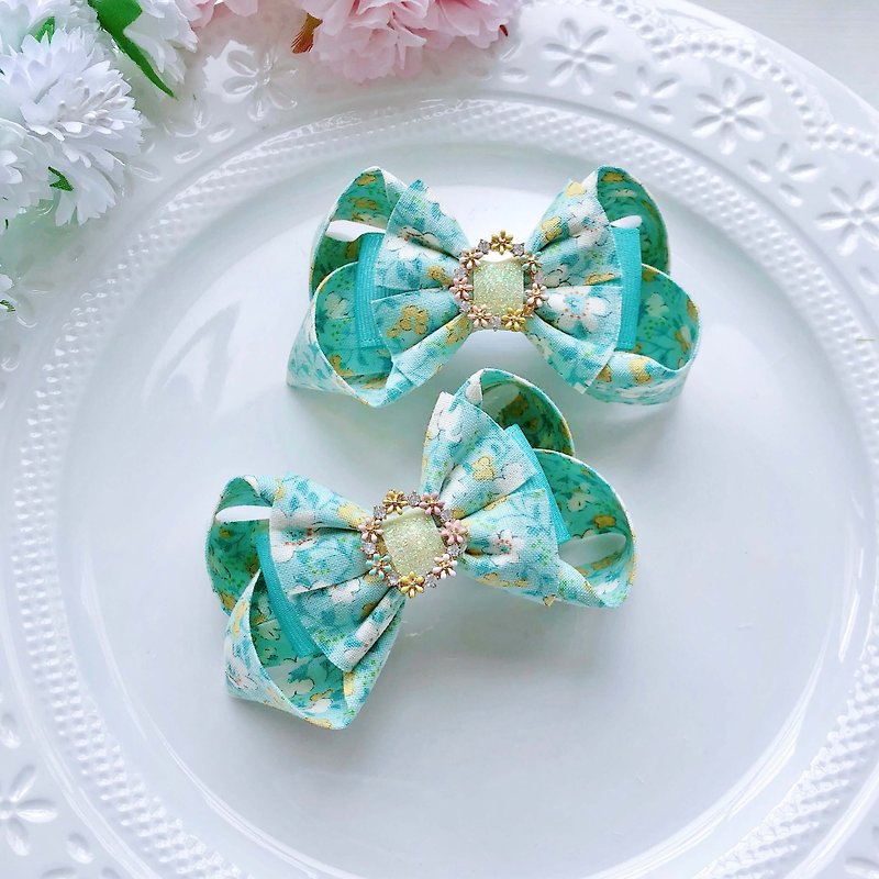 Green fresh flower drill disc floral cloth bow hairpin - Baby Accessories - Other Materials Green