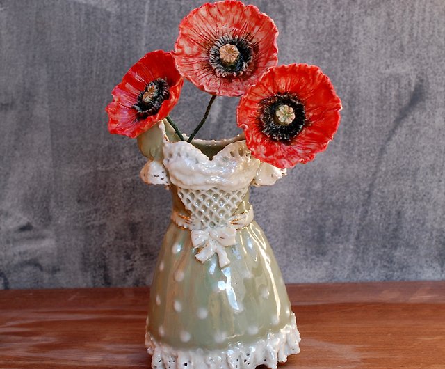 装飾花瓶、花の置物、赤いポピーのドレスの置物セラミック彫刻 ...