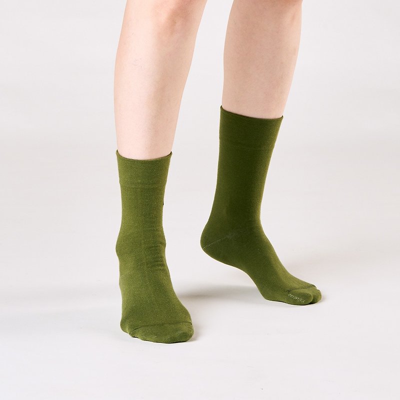needo 單色襪 1:1 / 苔蘚綠 / 減壓無痕 - 襪子 - 棉．麻 綠色