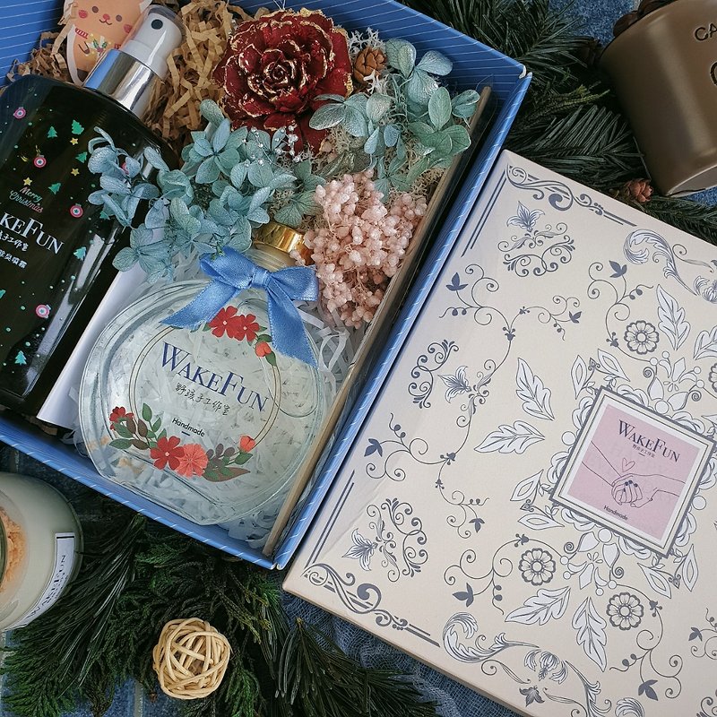 WF Dancing Flowers Fragrance Gift Box丨Fragrance Diffuser + Deodorant Fragrance Spray - Fragrances - Other Materials Multicolor