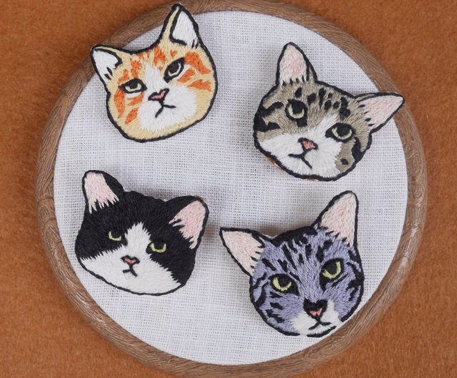 HAPPY FINGERS ねこブローチ③ Amazon | 刺しゅうキット 『フェルトと刺繍でつくる猫のブローチ