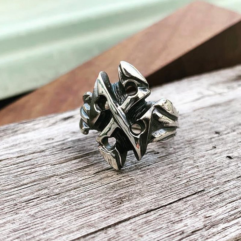 Manga Rito series [Ring of Shinobi. Hattori Kuroshie] 925 sterling silver ring/ninja/shuriken/swastika - General Rings - Sterling Silver Silver