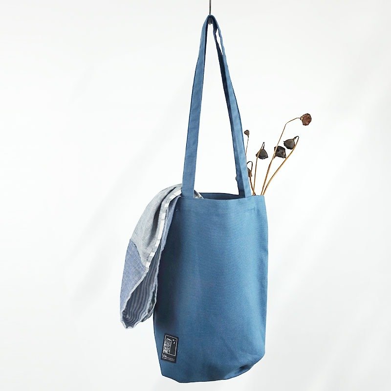 Urb City Side Shoulder Bag Value Exchange Gift Attached: Design clip chain bag + card + badge - กระเป๋าแมสเซนเจอร์ - ผ้าฝ้าย/ผ้าลินิน สีน้ำเงิน