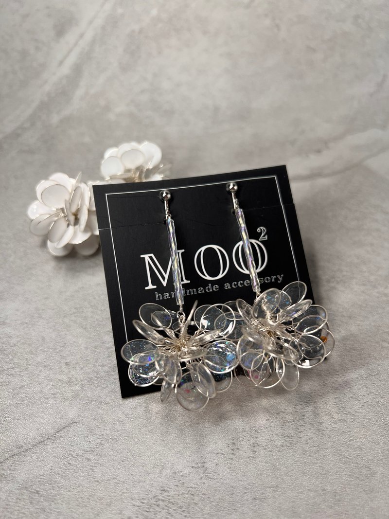 = Frost Gleam = Transparent Silver Thread Shimmering Dangle Handmade Earrings - Earrings & Clip-ons - Other Materials Silver