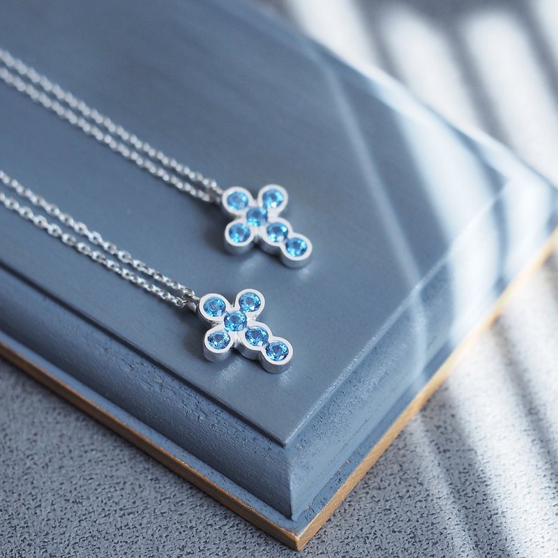 2 pieces set) Aquamarine Round Cross Pair Necklace Silver 925 - สร้อยคอ - เครื่องเพชรพลอย สีน้ำเงิน