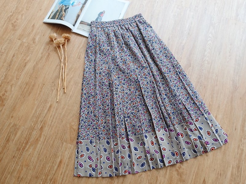 Vintage under / skirt no.52 - Skirts - Other Materials Multicolor