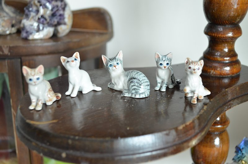 手工製 陶瓷貓咪擺設 子母款式 一家五口 - 裝飾/擺設  - 瓷 灰色