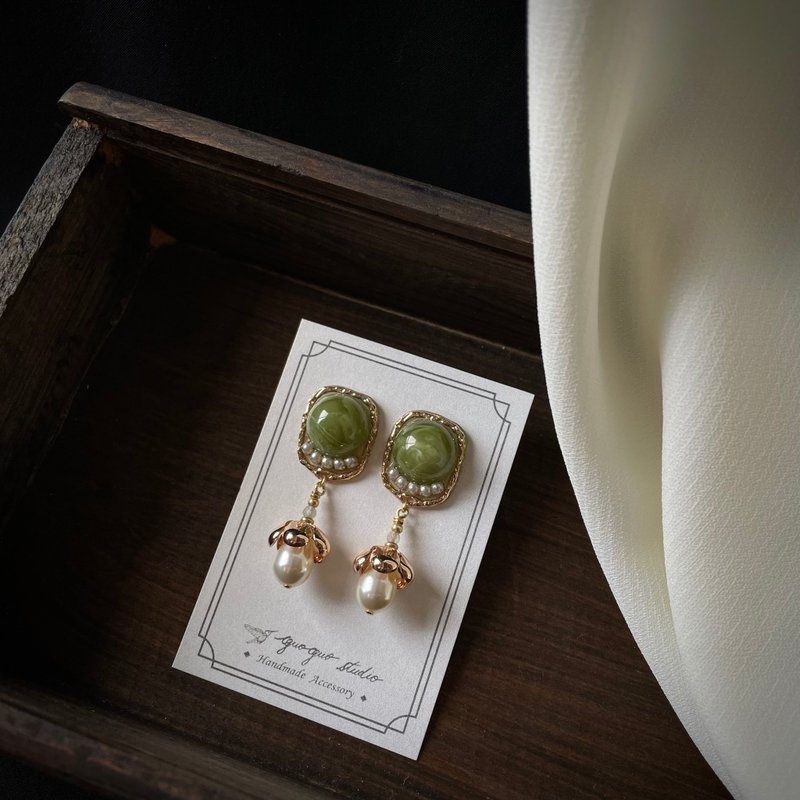 ターコイズパールフルーツイヤリング - ピアス・イヤリング - レジン グリーン