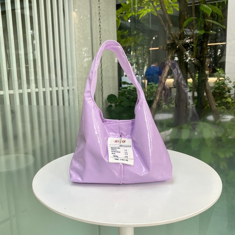 Wyllabrand  Mini croissant Sweet potato - 手提包/手提袋 - 其他材質 綠色