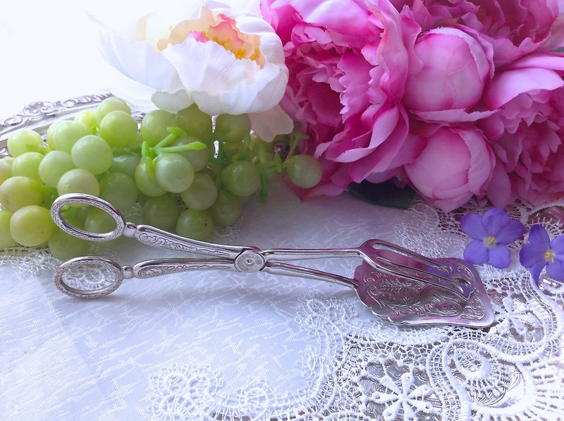 Gold and silverware UK-made silver-plated snack clips, biscuit clips, bread clips - ช้อนส้อม - โลหะ สีทอง