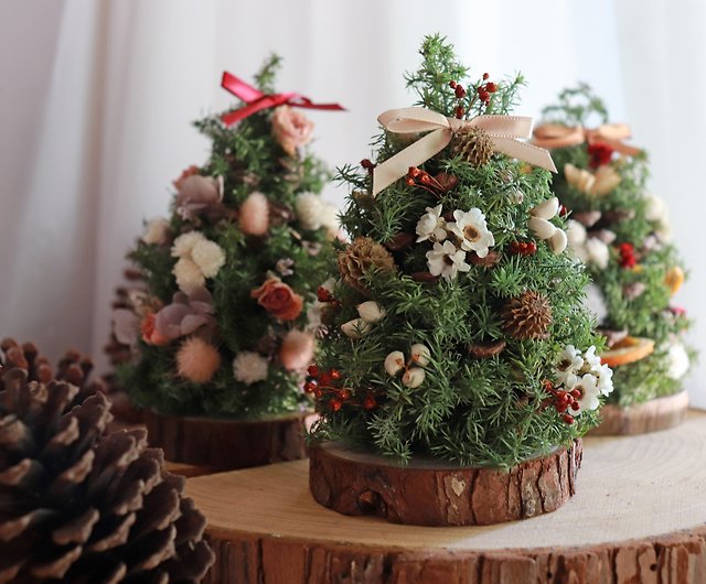 DIY 材料パッケージ | - 手作りの松ぼっくりクリスマスツリー