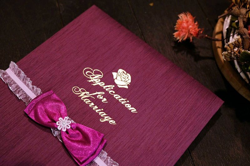 【Quick Shipping】Marriage Book About Set Set Marriage Book About Marriage Certificate Romantic Palace Purple Bronzing Edition - Marriage Contracts - Paper Purple