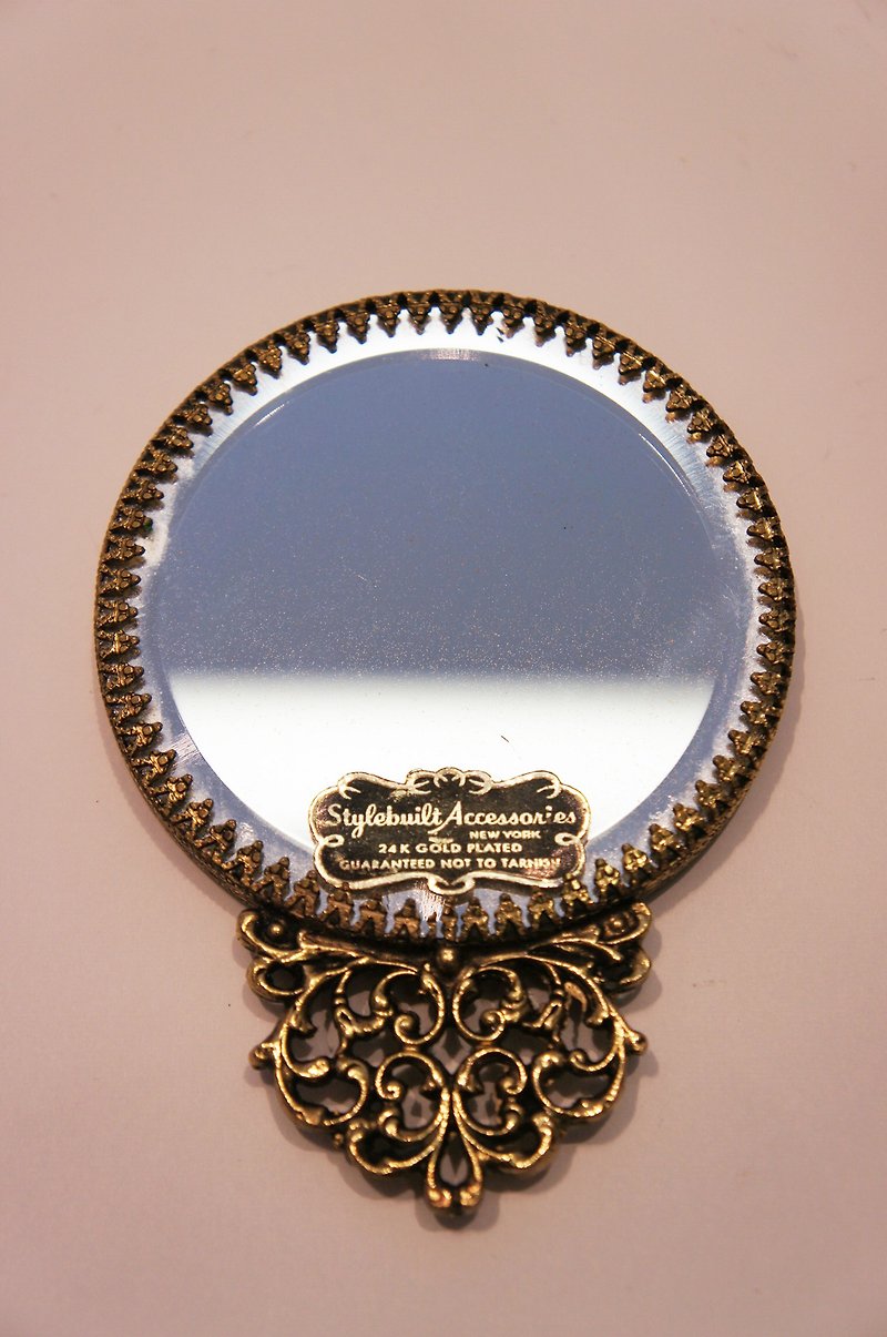 Bronze gold carved antique portable hand mirror PdB selected New York antiques - อุปกรณ์แต่งหน้า/กระจก/หวี - โลหะ สีทอง