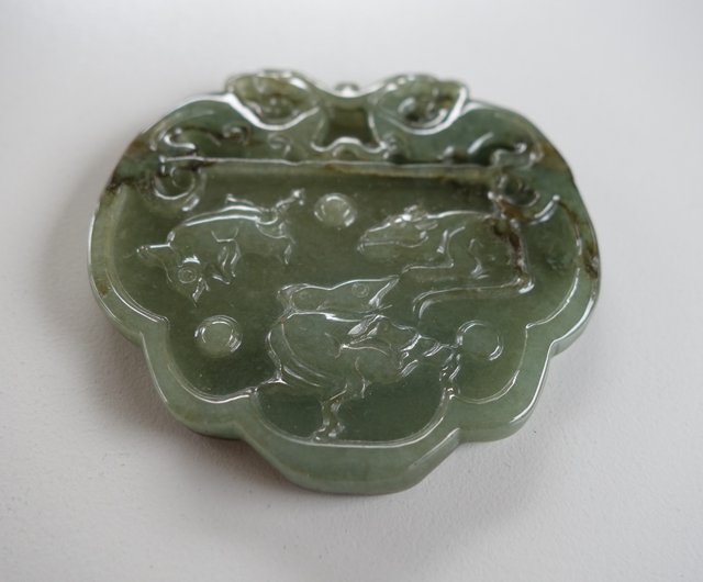 稀少翡翠彫刻 手彫り 天然A貨翡翠彫刻牌 23.9g 玉彫 油青種 ミャンマー翡翠 A貨 鼠来宝 如意