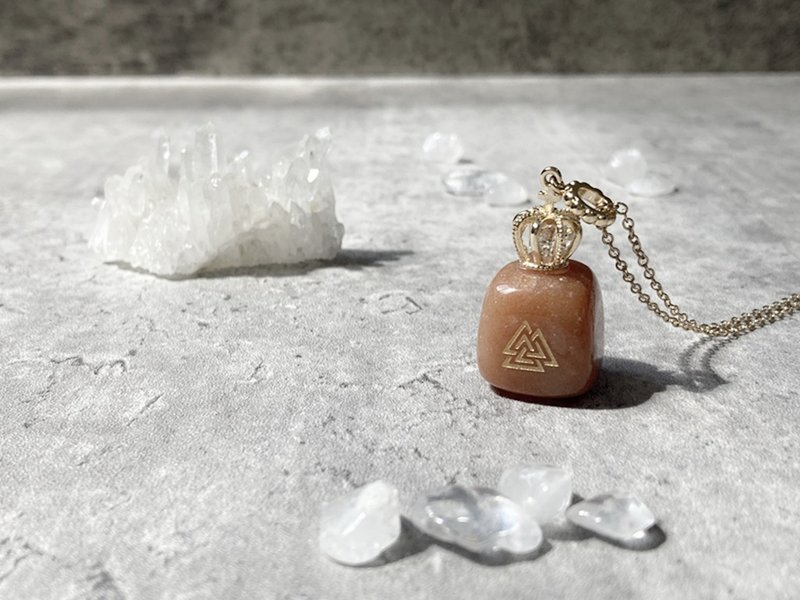 【VALKNUT. Viking Stone necklace] red agate, Viking symbols | clavicle chain - สร้อยคอทรง Collar - วัสดุอื่นๆ สีส้ม