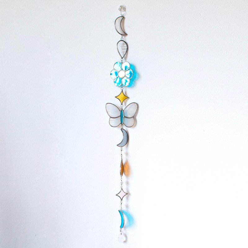 Stained glass garland, Home decor, Housewarming gift, Wall decor - 壁貼/牆壁裝飾 - 玻璃 白色