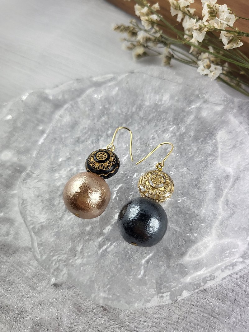 Asymmetrical Two Tier Earrings - Cotton pearls & beads (black | beige) - 耳環/耳夾 - 其他材質 