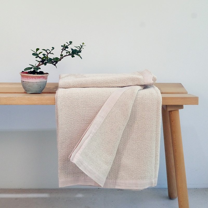 Top quality linen blended rhombus plaid blanket EU certified 100% French fabric - Blankets & Throws - Cotton & Hemp White