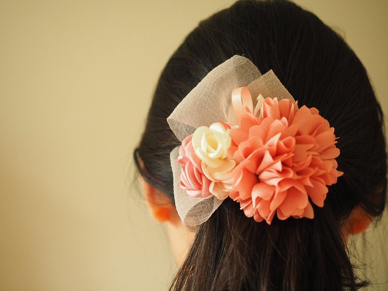 Handmade fabric flower baby/kid hair accessory - เครื่องประดับผม - ผ้าฝ้าย/ผ้าลินิน สึชมพู