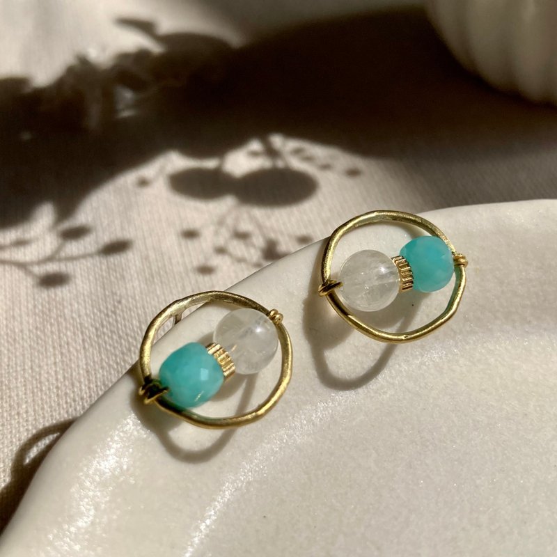 Laolin Groceries | White Moonlight Tianhe Stone Circle Earrings (Pin/Clip) - Earrings & Clip-ons - Semi-Precious Stones Blue