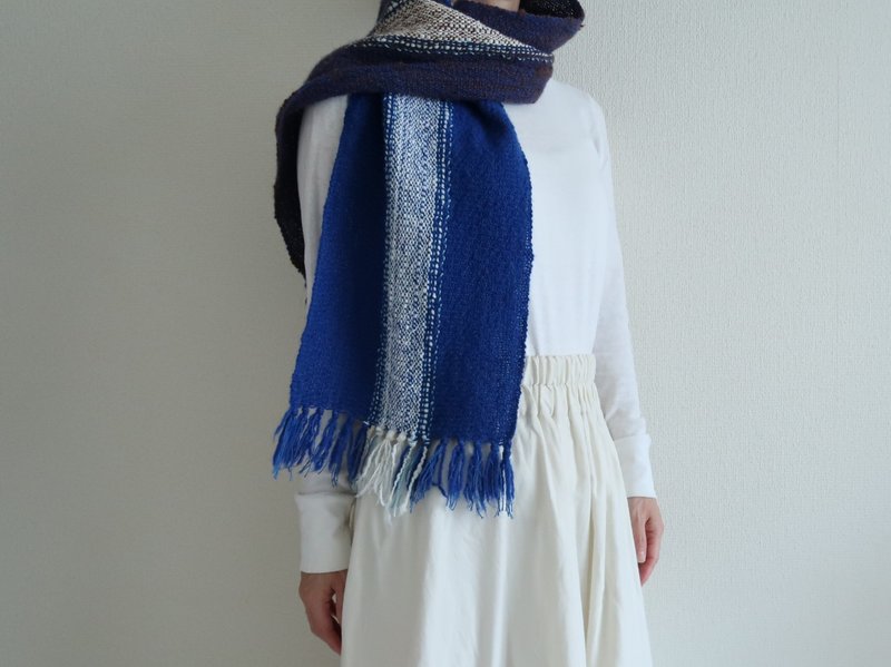 披肩(S) 53  Earth×Sky  羊毛  手織圍巾 【禮物】 - 絲巾 - 羊毛 藍色