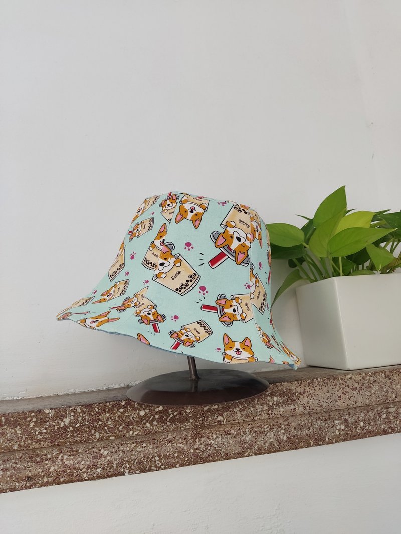 Handmade double-sided fisherman hat/short brim/sun hat/aqua blue/pearl milk tea corgi - Hats & Caps - Cotton & Hemp 