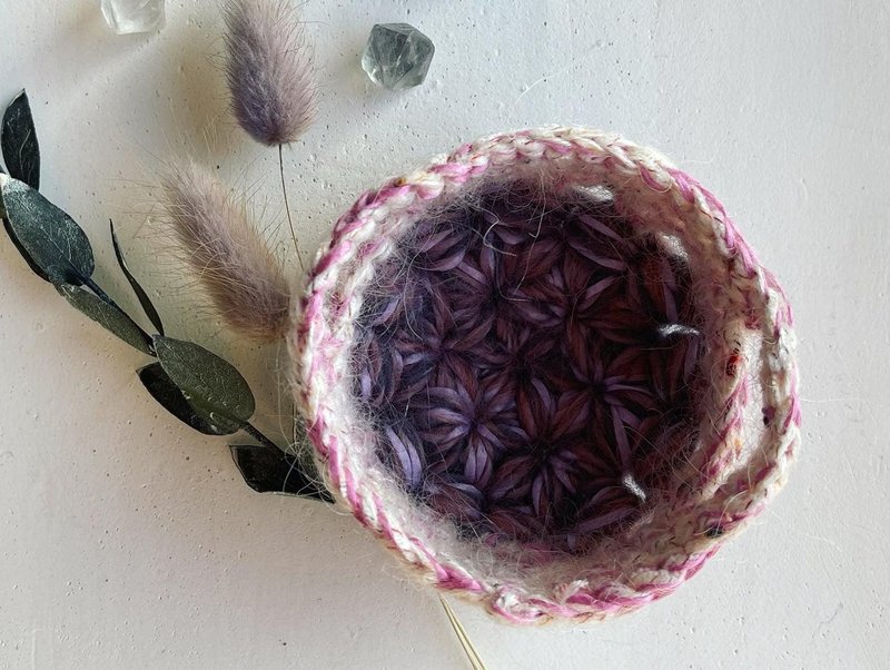 Knitting 生命之花提把置物籃 - 煙花雨 - 居家收納/收納盒/儲物盒 - 棉．麻 