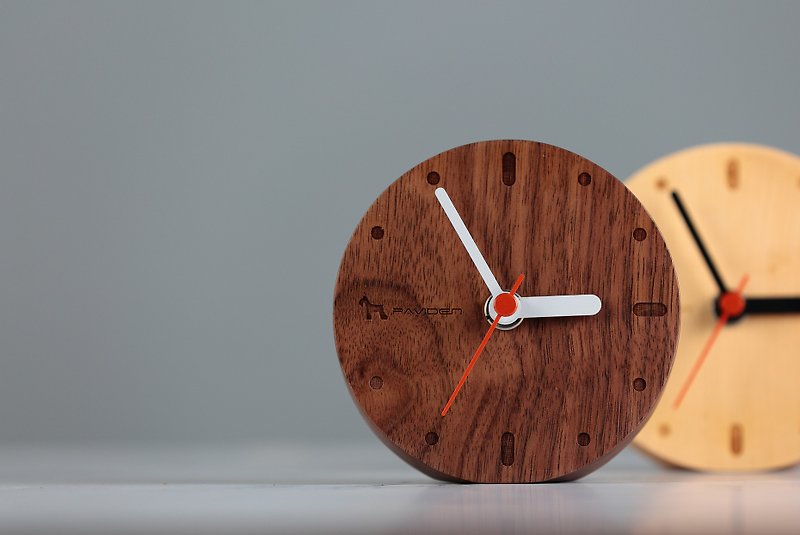 Nordic style table clock round (maple/walnut) 10cm X 10cm - Clocks - Wood 