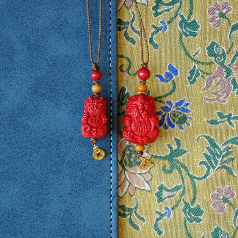 硃砂元寶小貔貅 國潮守護掛飾 平安隨身好物 高顏值吉祥信物 - 吊飾/掛飾 - 其他材質 紅色