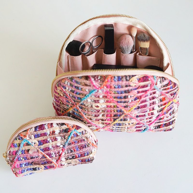 MELONFISH Exquisite Embroidery Cosmetic Bag Sundry Bag Rainbow Drape Rope - กระเป๋าเครื่องสำอาง - เส้นใยสังเคราะห์ 