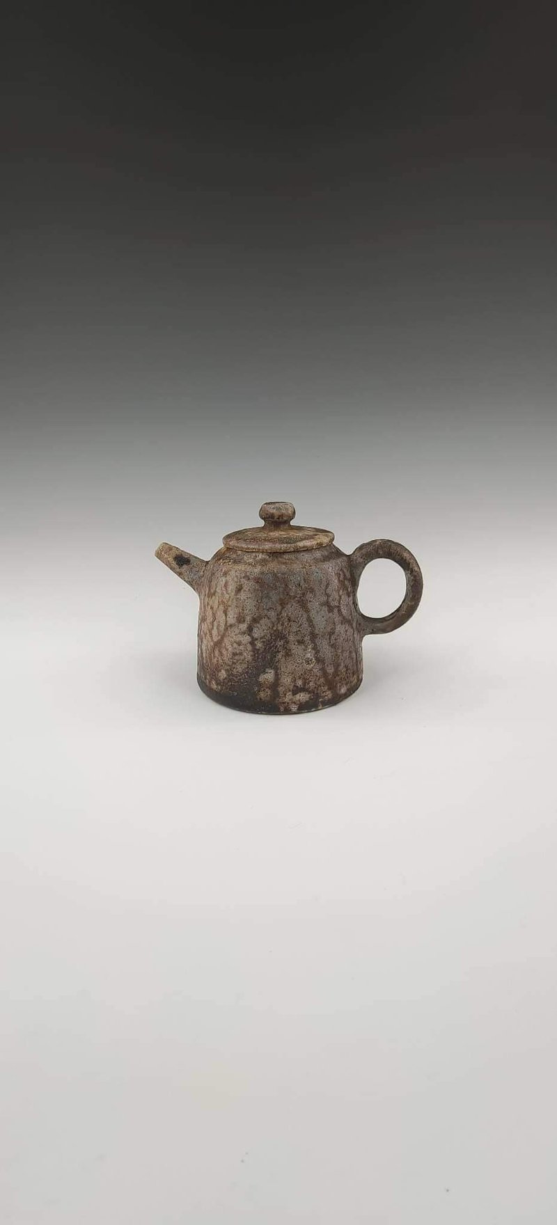 into the charcoal firewood pot - Teapots & Teacups - Pottery 