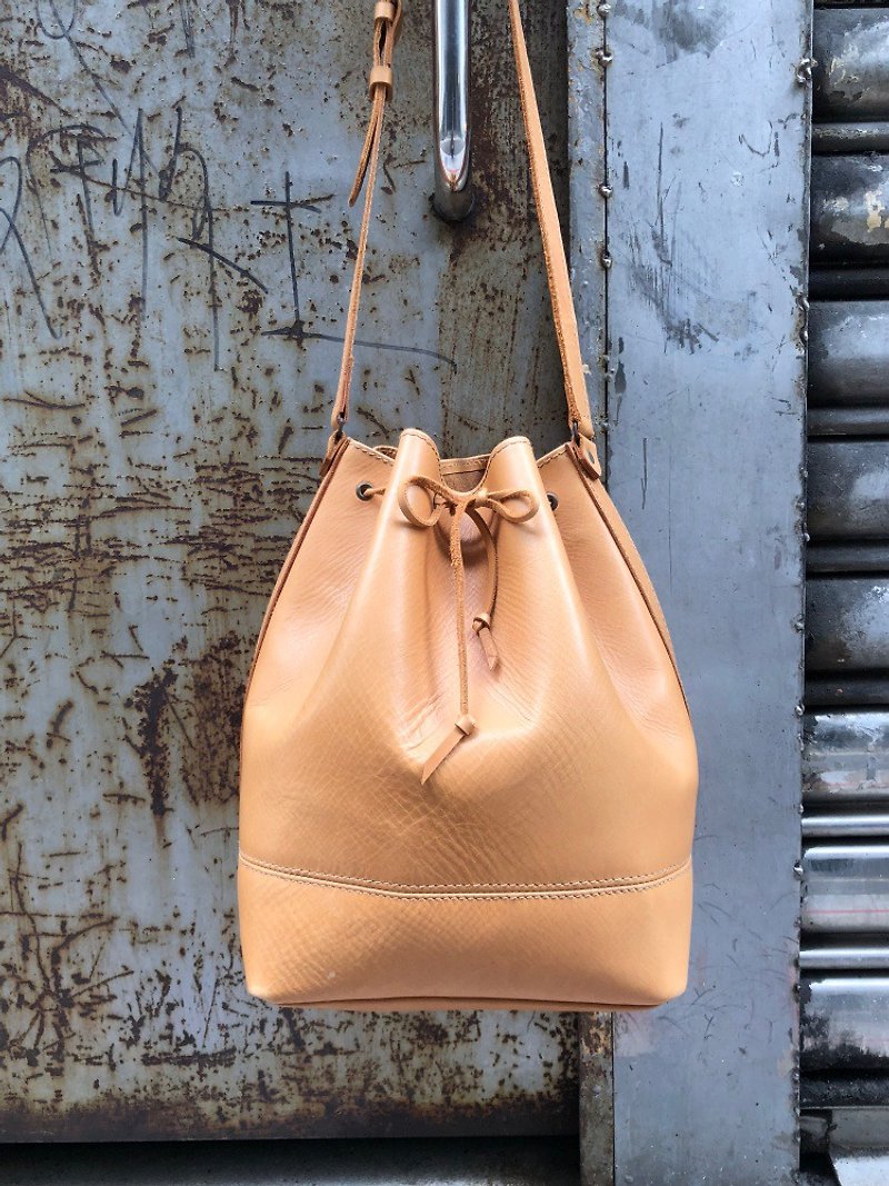 Milk tea-colored cowhide classic buckets online seasonal market - Messenger Bags & Sling Bags - Genuine Leather Brown