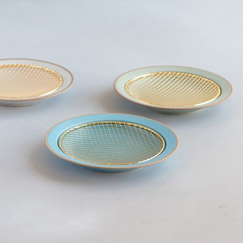 日本製美濃焼燕三条amime食器プレートS - 盤子/餐盤 - 陶 白色