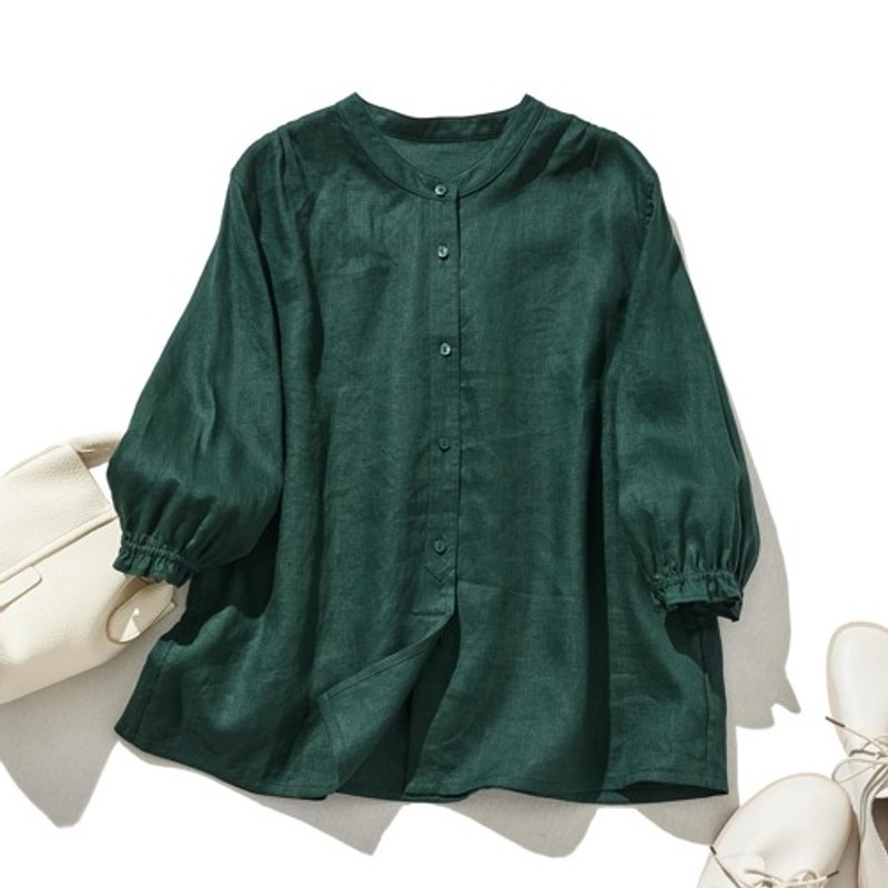 A refreshing Linen blouse with a natural look. 3/4 sleeves, 100% Linen, dark green, 240516-4 - เสื้อผู้หญิง - ผ้าฝ้าย/ผ้าลินิน 