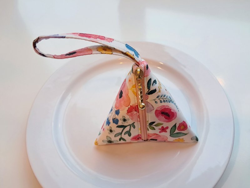 三角粽子零錢包_花兒 - 零錢包/小錢包 - 棉．麻 粉紅色