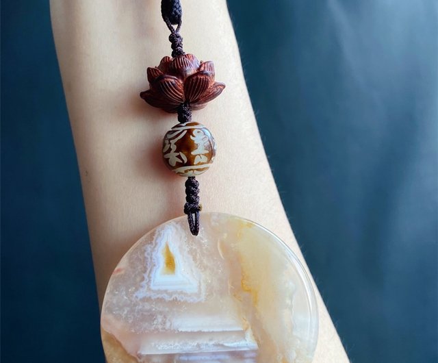 販売中】観音菩薩 蓮華 レモンイエロー爆水晶 透明桜瑪瑙 ギフト