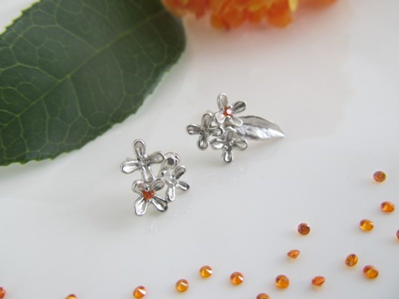 fragrant rhinoceros earrings - Earrings & Clip-ons - Sterling Silver Silver