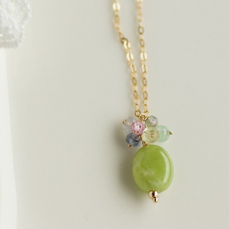 14kgf-fukinotou pendant - Necklaces - Gemstone Green