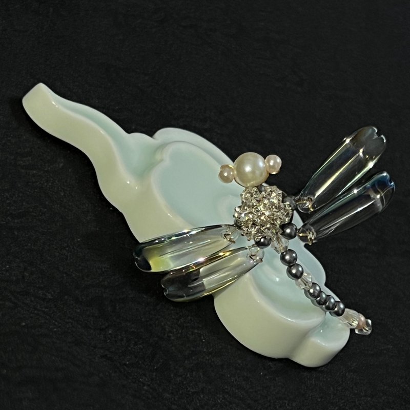 Light silk cut-winged small dragonfly glazed beaded hairpin - เครื่องประดับผม - กระจกลาย หลากหลายสี