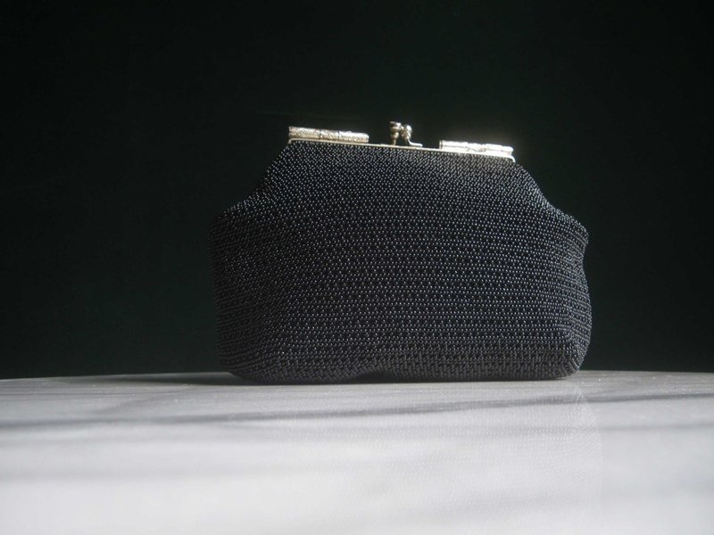 Glorious Era OLD ERA _Early Taiwanese Handmade Lady’s Bead Bag - กระเป๋าแมสเซนเจอร์ - วัสดุอื่นๆ 