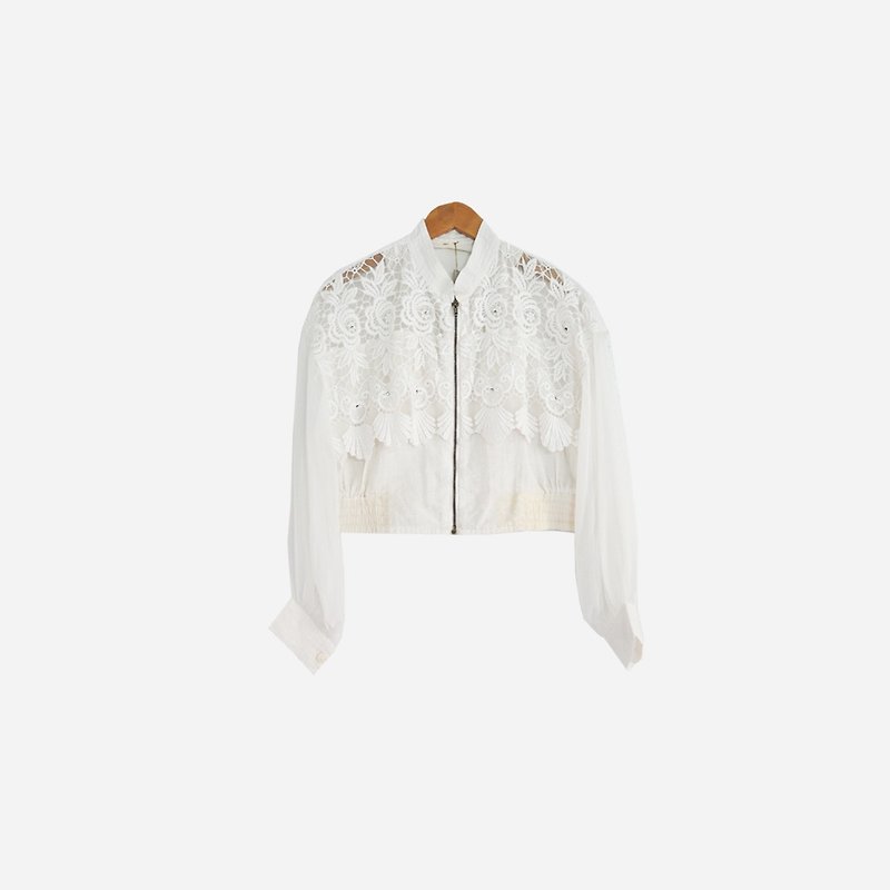Dislocated vintage / flower handle embroidery coat no.610 vintage - Women's Casual & Functional Jackets - Other Materials White