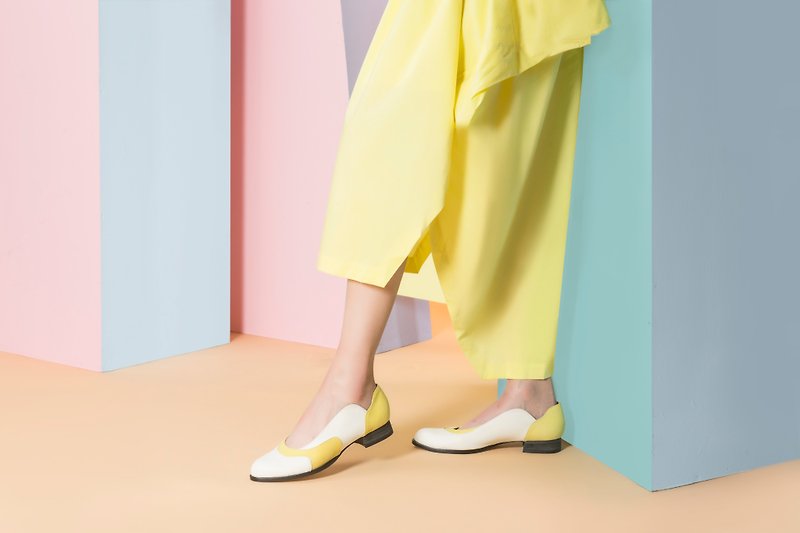 LEADING ROLE | 雞蛋花 | 設計款 | 手工鞋 | 白 - 女款休閒鞋 - 真皮 黃色